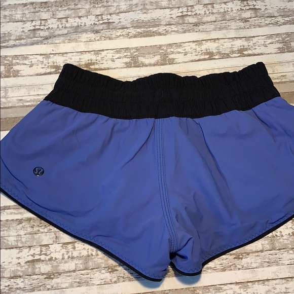 Lululemon Reversible Surf Shorts - Picture 3 of 4